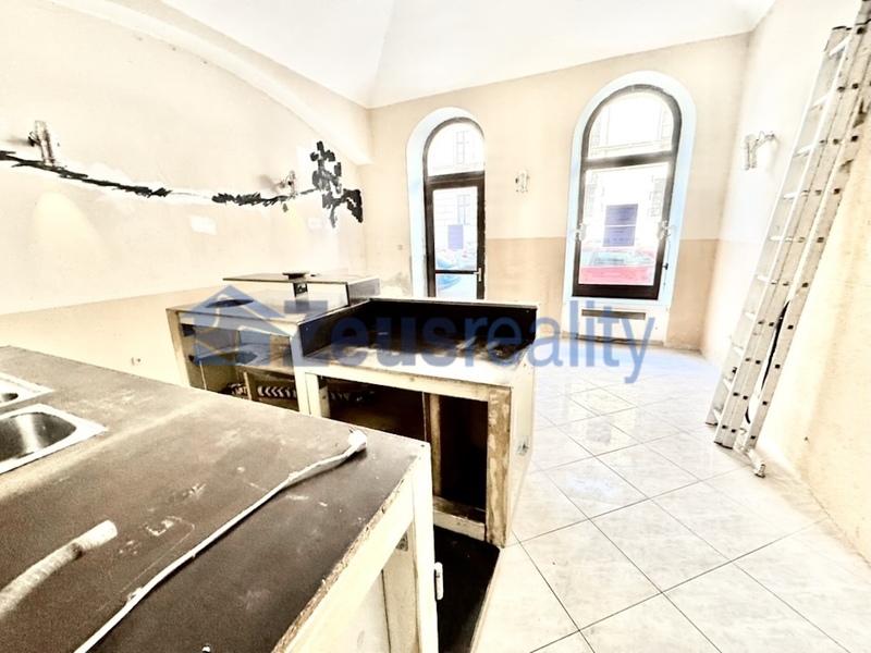 Kavárna/Obchod/60m2/Vodní/Praha 5/Smíchov