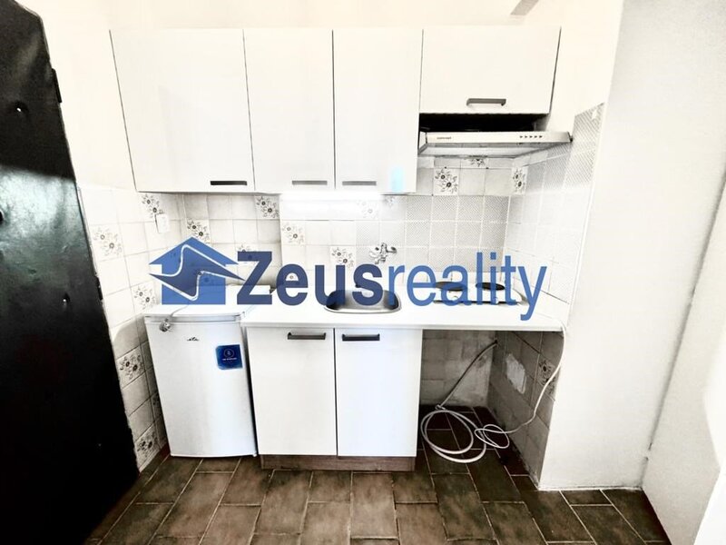 1+KK/26m2/Ronkova/Praha 8/částečně zařízen/