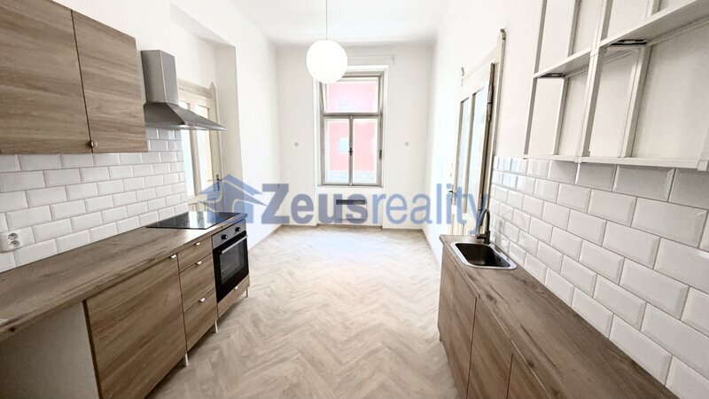 2+1/66m2/Drahobejlova/Praha 9/Vysočany/částečně vybaven