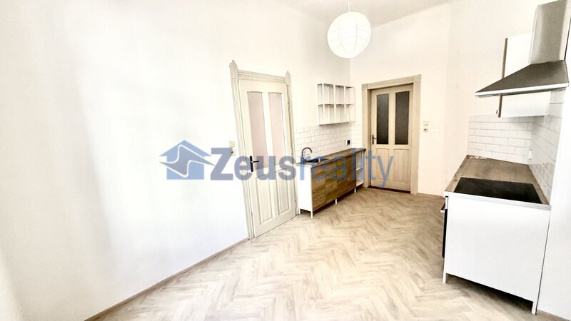 2+1/66m2/Drahobejlova/Praha 9/Vysočany/částečně vybaven