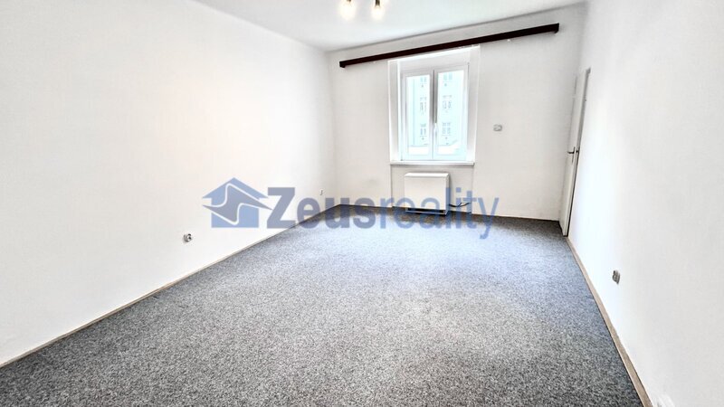 1+KK/26m2/Ronkova/Praha 8/částečně zařízen/