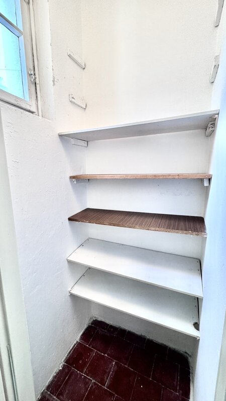 1+KK/28m2/Ronkova/Praha 8/částečně zařízen/