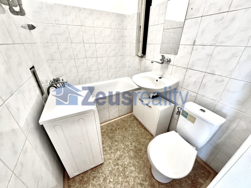 1+KK/28m2/Praha 8,Ronkova/Libeň/částečně zařízen