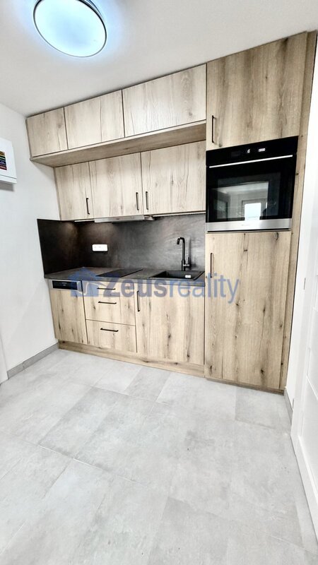 2+KK/terasa/50m2/Pelhřimovská/Praha 4/Michle/po rekonstrukci/