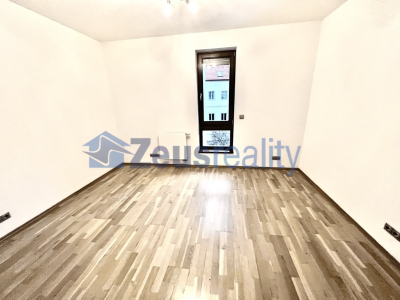 3+1/97m2/2xbalkon/parkovací stání/Praha 5/Smíchov/Na Popelce/částečně zařízen/novostavba