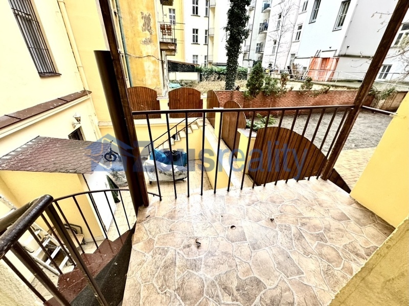 Kavárna/Obchod/60m2/Vodní/Praha 5/Smíchov