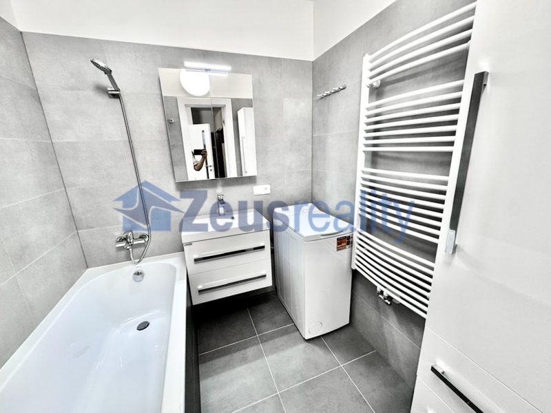 1+1/46m2/balkon/Praha 5/Stodůlky/Slunečné náměstí/zařízen částečně/novostavba