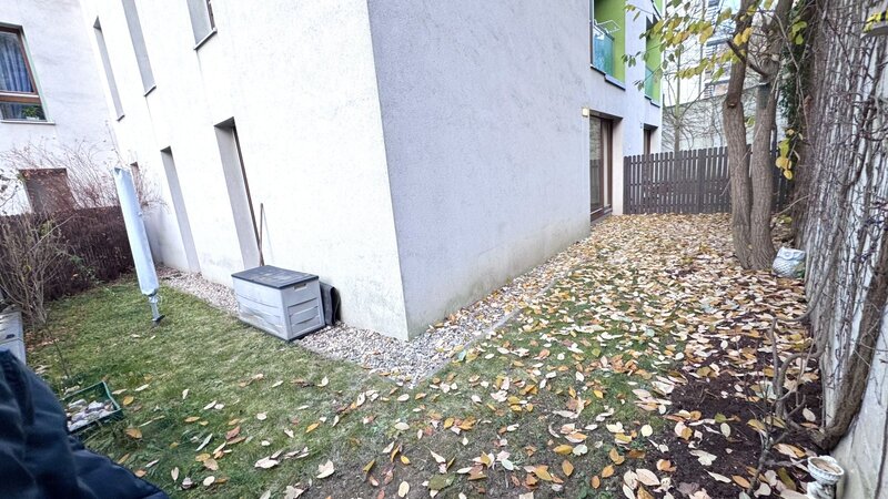 3+K/84m2/terasa s předzahrádkou 45m2/parkovací stání/Praha 5/Smíchov/Na Popelce/částečně zařízen/nov