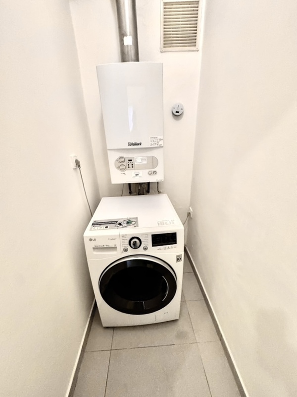 3+KK/50m2/Praha 3/ Žižkov/Bořivojova/kompletně zařízen/