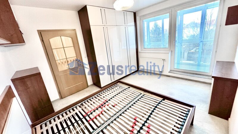 Rodinný dům 4+1/119m2/zahrada 120m2/Praha 9/Ůjezd nad Lesy/Čelkovická/částečně vybaven