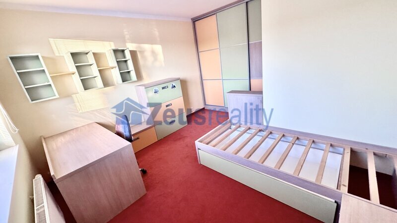 Rodinný dům 4+1/119m2/zahrada 120m2/Praha 9/Ůjezd nad Lesy/Čelkovická/částečně vybaven