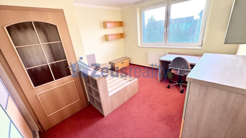 Rodinný dům 4+1/119m2/zahrada 120m2/Praha 9/Ůjezd nad Lesy/Čelkovická/částečně vybaven