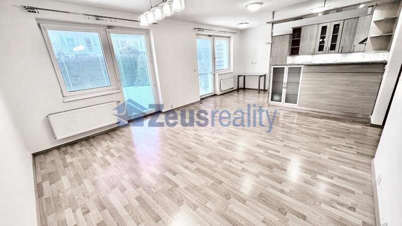 Rodinný dům 4+1/119m2/zahrada 120m2/Praha 9/Ůjezd nad Lesy/Čelkovická/částečně vybaven