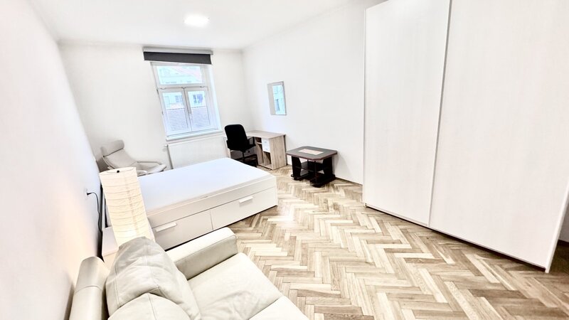 2+KK/41/m2/Plzeňská/Smíchov/Praha 5/ Smíchov/Plzeňská/po rekonstrukci