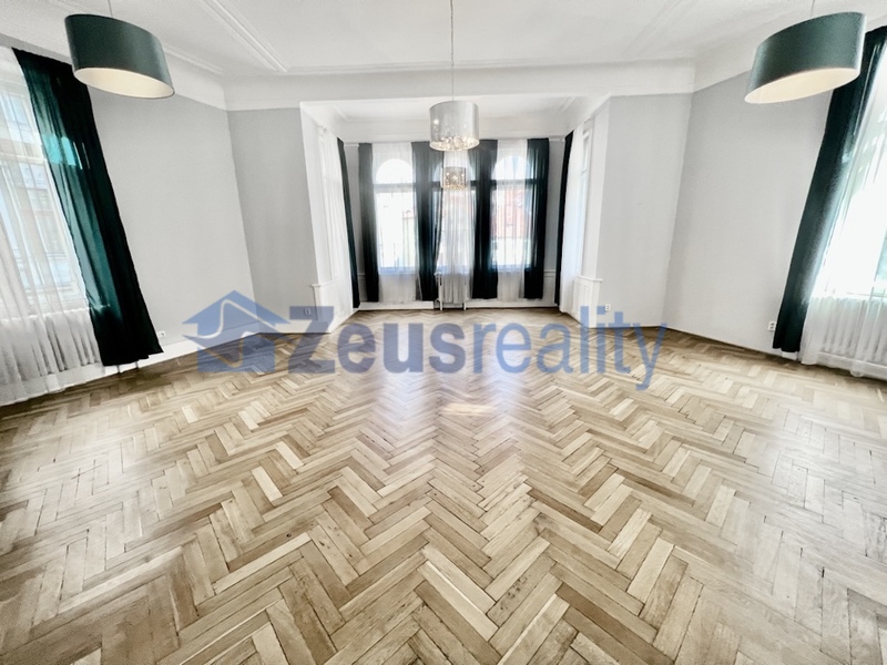 Kancelář/45 m2/Praha 1/Kaprova/Staré město/