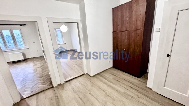 2+KK/48m2/Praha 8/Libeň/Ronkova/U METRA/část. vybaven/