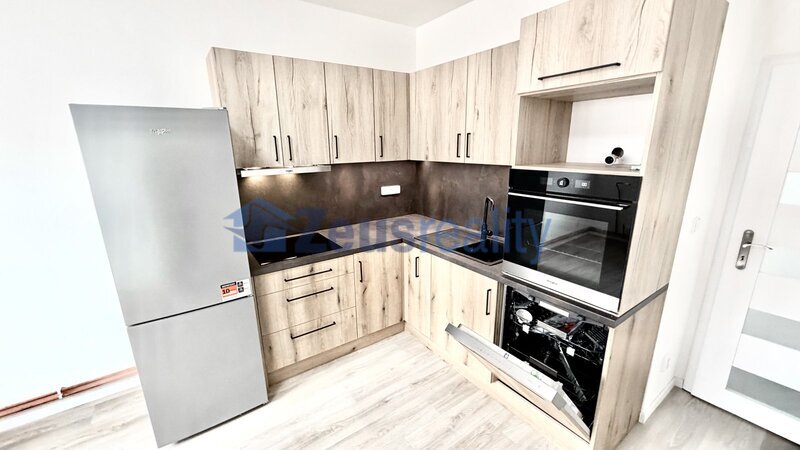 1+1/50m2/Pelhřimovská/Praha 4/Michle/po rekonstrukci/