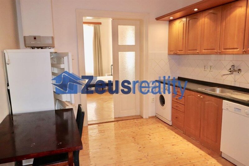 2+KK/balkon/48m2/Lípová/Nové Město/Praha 2/zařízen/u metra a tramvaje