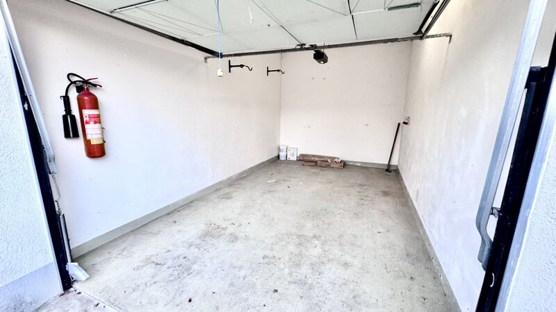 Rodinný dům 4+KK /119m2/zahrada 120m2/Praha 9/Ůjezd nad Lesy/Čelkovická/částečně vybaven