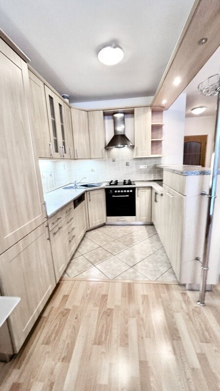 Rodinný dům 4+KK /119m2/zahrada 120m2/Praha 9/Ůjezd nad Lesy/Čelkovická/částečně vybaven