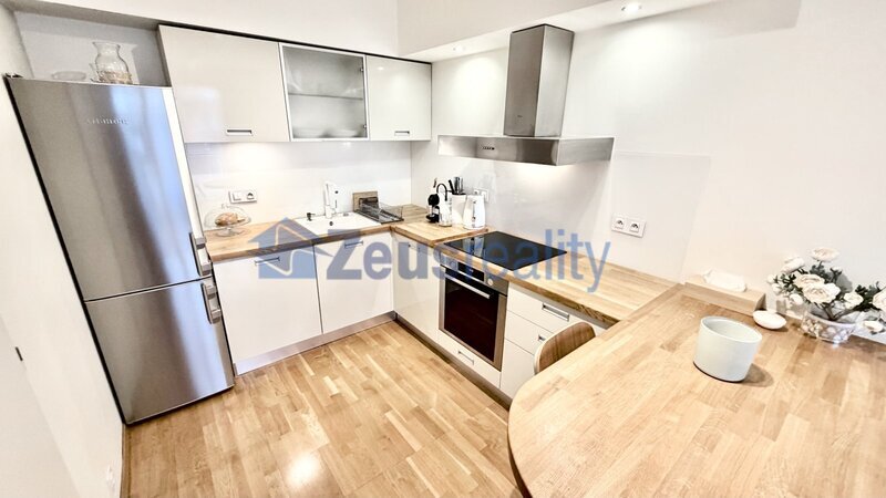 4+kk/balkon/123m2/Rozmarýnova/Brandýs nad Labem/zařízen