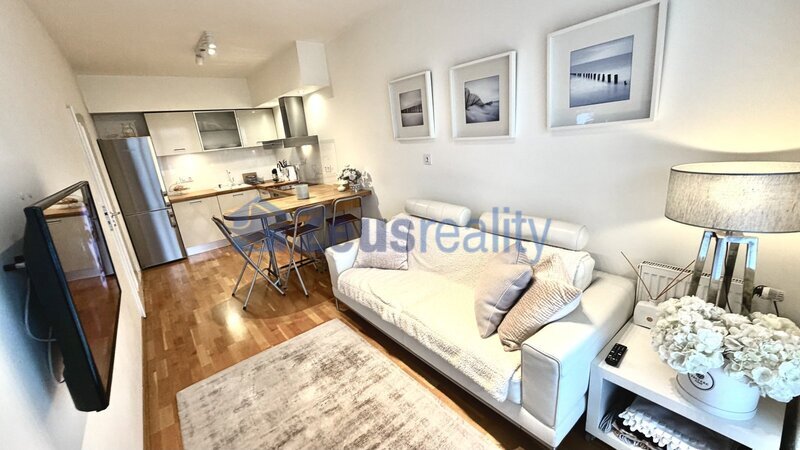 4+kk/balkon/123m2/Rozmarýnova/Brandýs nad Labem/zařízen