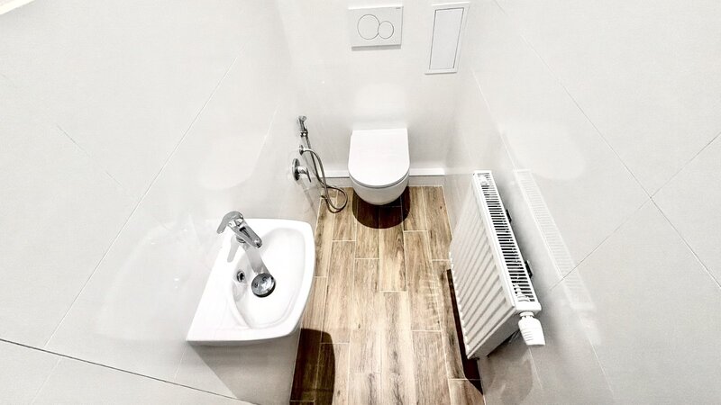 2+1/75m2/společný balkon/ Praha1/Staré Město/U milosrdných/částečně zařízen