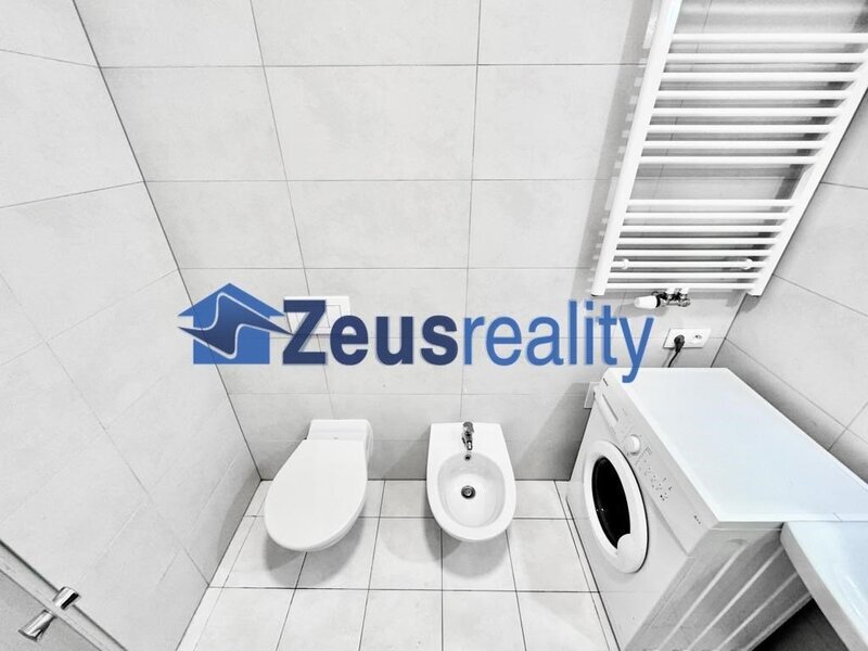 1+1/33m2/Vyšehradská /Praha 2/Nové Město/zařízen