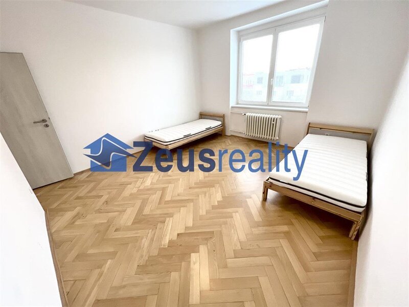 2+1/65m2/sklep/Podolí/Na klaudiánce/P-4/vybaven komplet