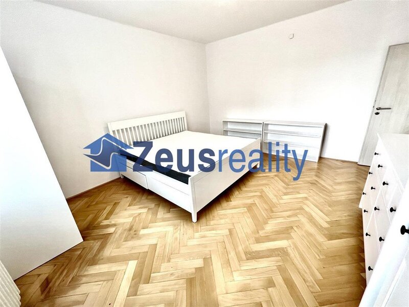 2+1/65m2/sklep/Podolí/Na klaudiánce/P-4/vybaven komplet