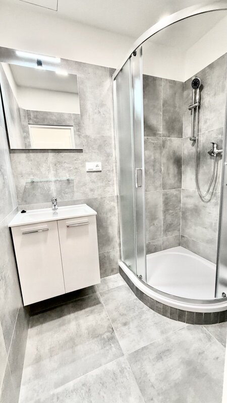 1+KK/22m2/Praha 4/Nusle/V podluží/zařízen častečně/