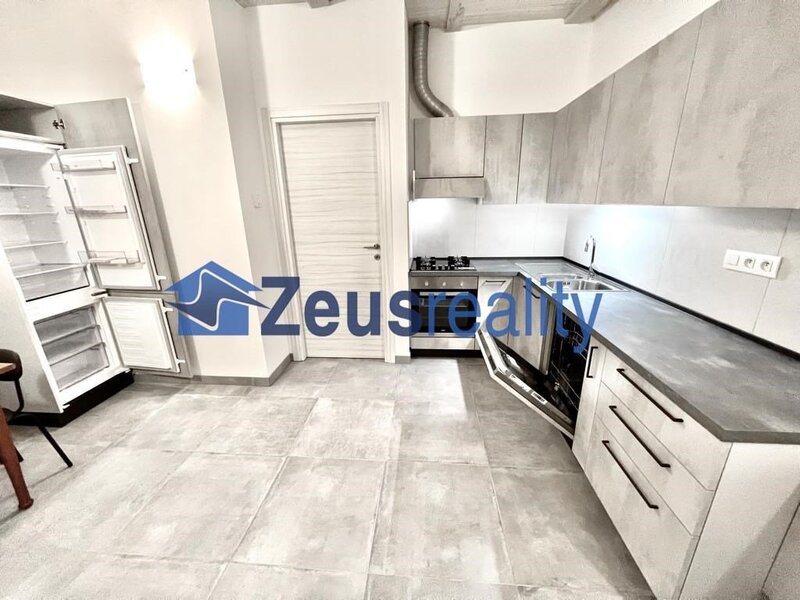3+KK/51m2/společný balkon/Plzeňská/Smíchov/Praha 5/novostavba/zařízen