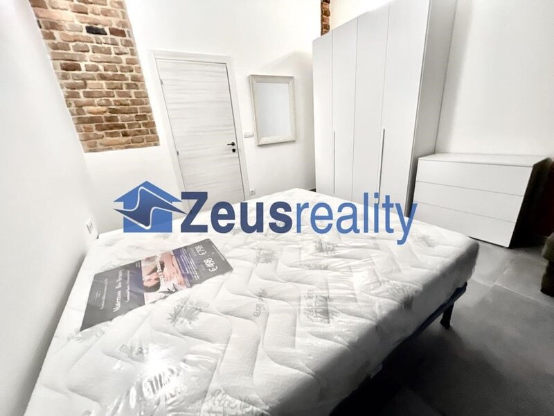 3+KK/51m2/společný balkon/Plzeňská/Smíchov/Praha 5/novostavba/zařízen