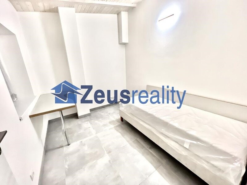 3+KK/51m2/společný balkon/Plzeňská/Smíchov/Praha 5/novostavba/zařízen