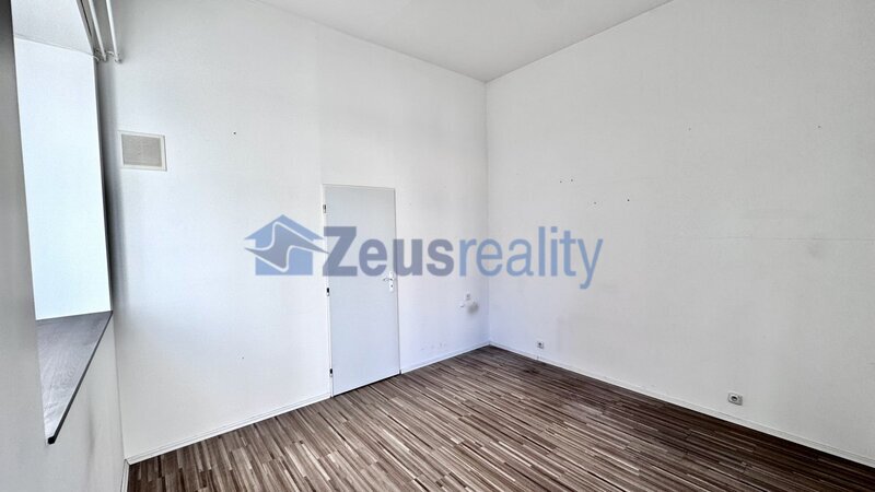 Kancelář/1místnost/16m2/Drahobejlova/Praha 9/Vyšočany