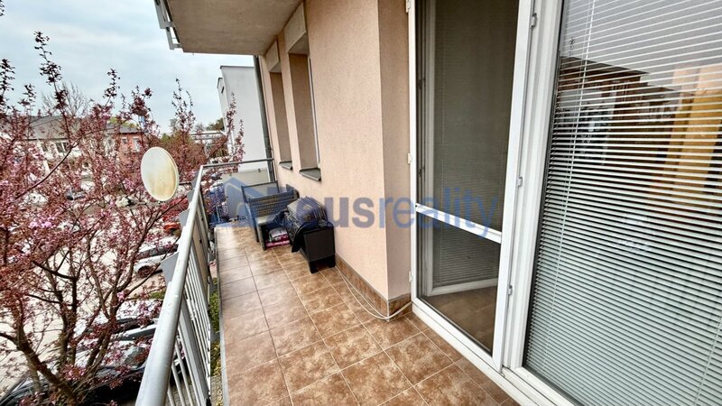 3+1/balkon/123m2/Rozmarýnova/Brandýs nad Labem/zařízen