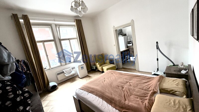 3+KK/66m2/Drahobejlova/Praha 9/Vysočany/částečně vybaven