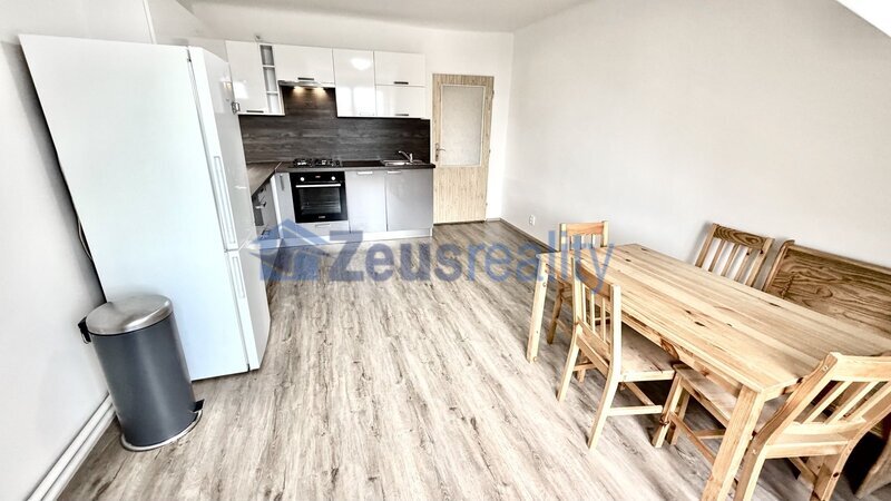 4+KK/100m2/Sokolovská/Praha 9/Vysočany/částečně vybaven