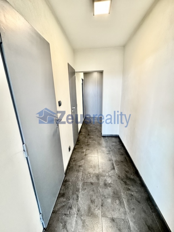 2+1/balkon/55m2/komora/Třeboradická/Praha 8/Kobylisy/vybaven