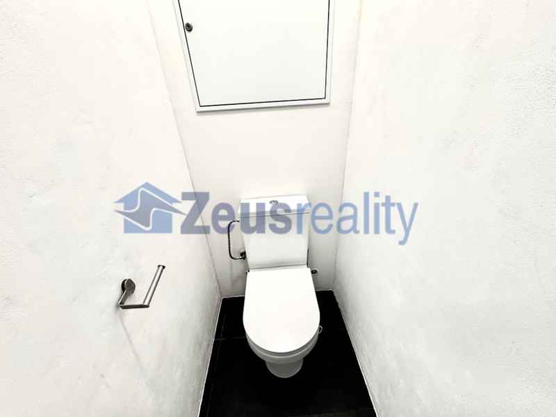 2+1/balkon/55m2/komora/Třeboradická/Praha 8/Kobylisy/vybaven