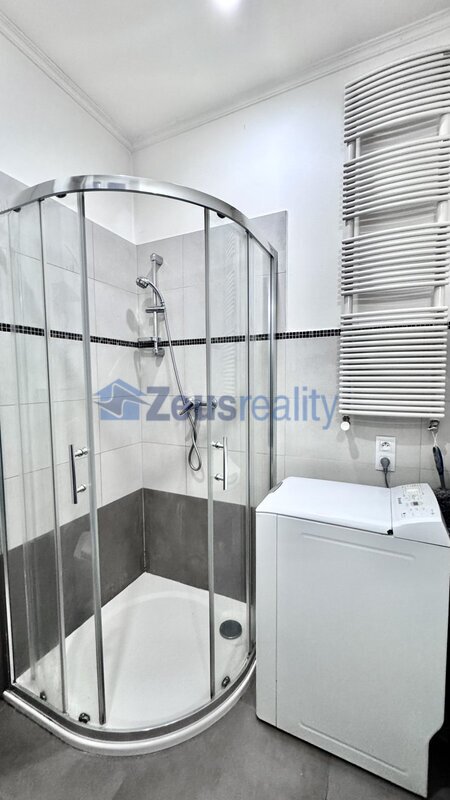 1+1/32/m2/terasa/Plzeňská/Smíchov/Praha 5/ Smíchov/Plzeňská/po rekonstrukci