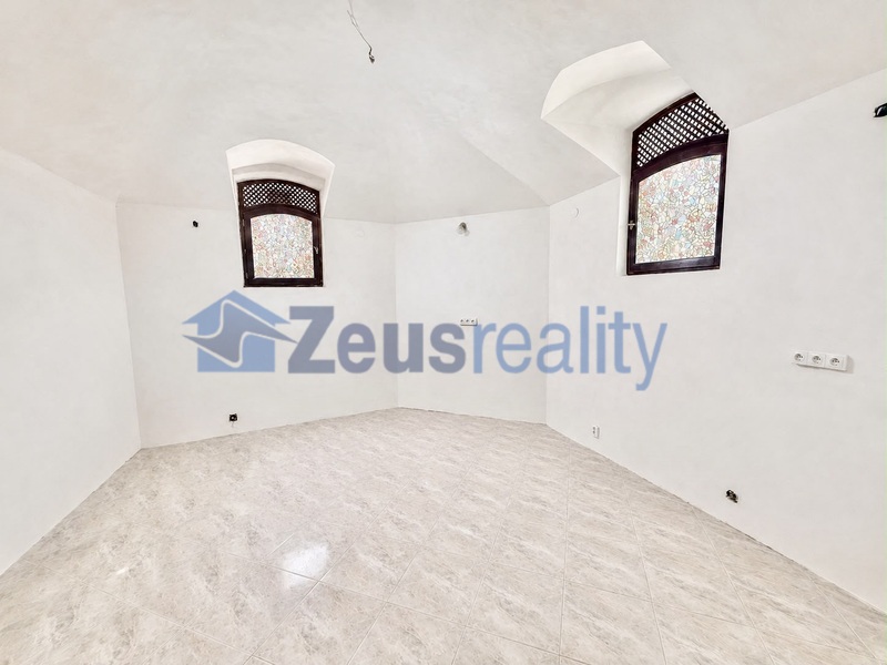 Obchodní prostor/170m2/Zborovská/Praha 5/Malá Strana