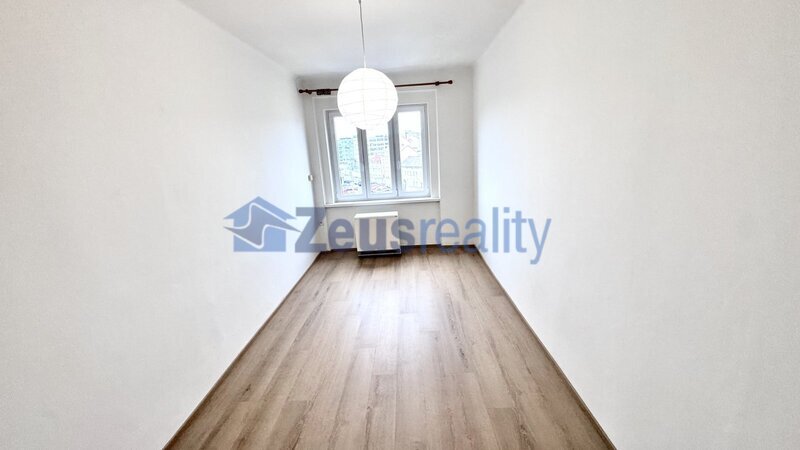 2+KK/49m2/Praha 8/Libeň/Ronkova/U METRA/část. vybaven/