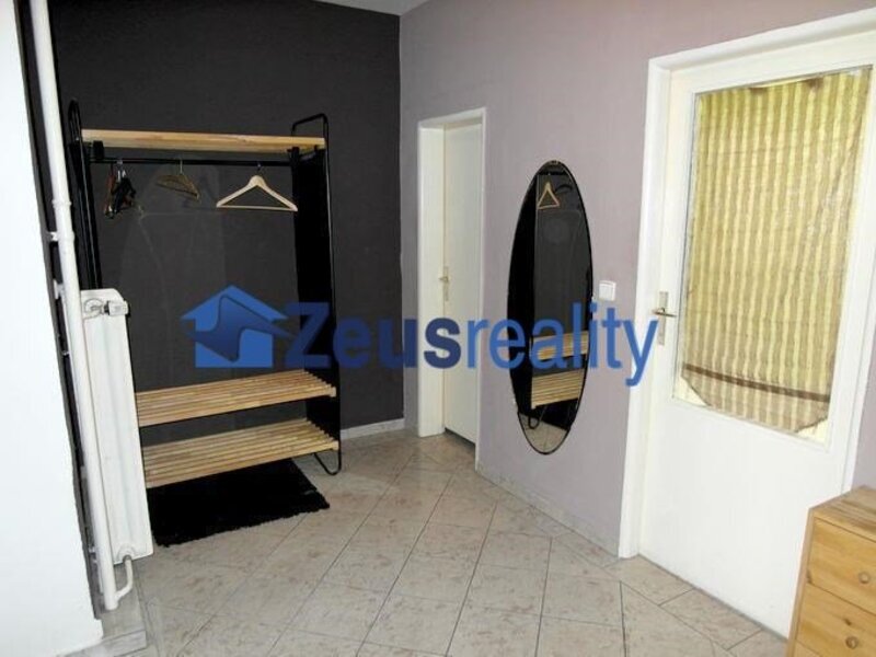 3+KK/80m2/Praha 2/Vinohrady/Vinohradská/samostatné pokoje/u metra/zařízen