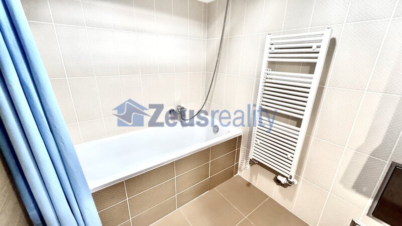 3+KK/84m2/terasa s předzahrádkou 45m2/parkovací stání/Praha 5/Smíchov/Na Popelce/částečně zařízen/