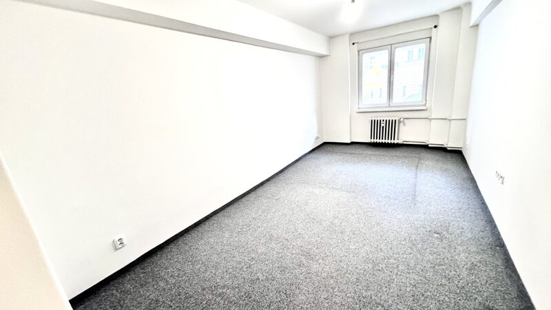 2+kk/47m2/Praha 3/Žižkov/Ondříckova/po rekonstrukci/u metra/část.žařizen/