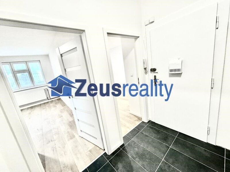 2+KK/50m2/Pelhřimovská/Praha 4/Michle/po rekonstrukci/