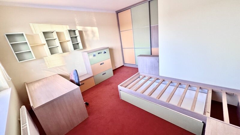 Rodinný dům 4+1 /119m2/zahrada 120m2/Praha 9/Ůjezd nad Lesy/Čelkovická/částečně vybaven