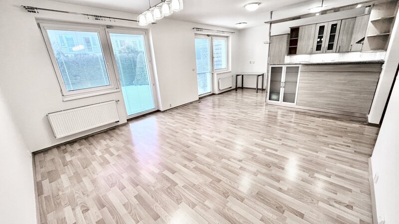 Rodinný dům 4+1 /119m2/zahrada 120m2/Praha 9/Ůjezd nad Lesy/Čelkovická/částečně vybaven