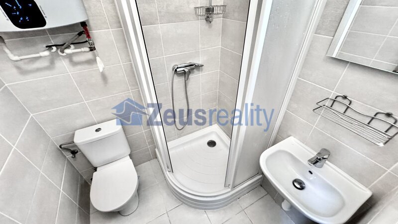 1+KK/35m2/Praha 3/Žižkov/Seifertova/zařízen částečně/u tramvaje/blízko centra/